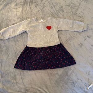 Gray and Navy Dress with Red Hearts. Baby GAP. Brand New. Size 5.
